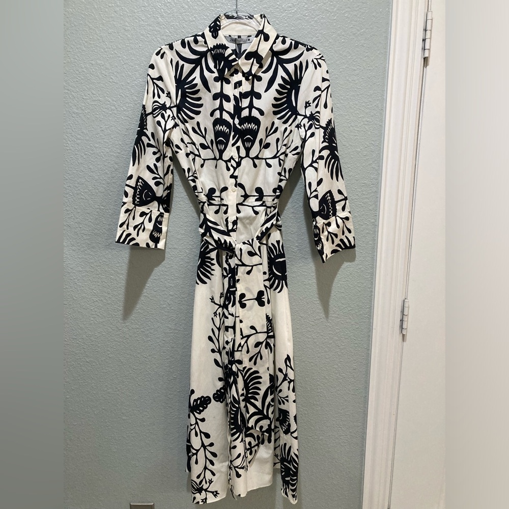 Zara Ivory White Black 100% Cotton. Botanical Print Maxi Dress